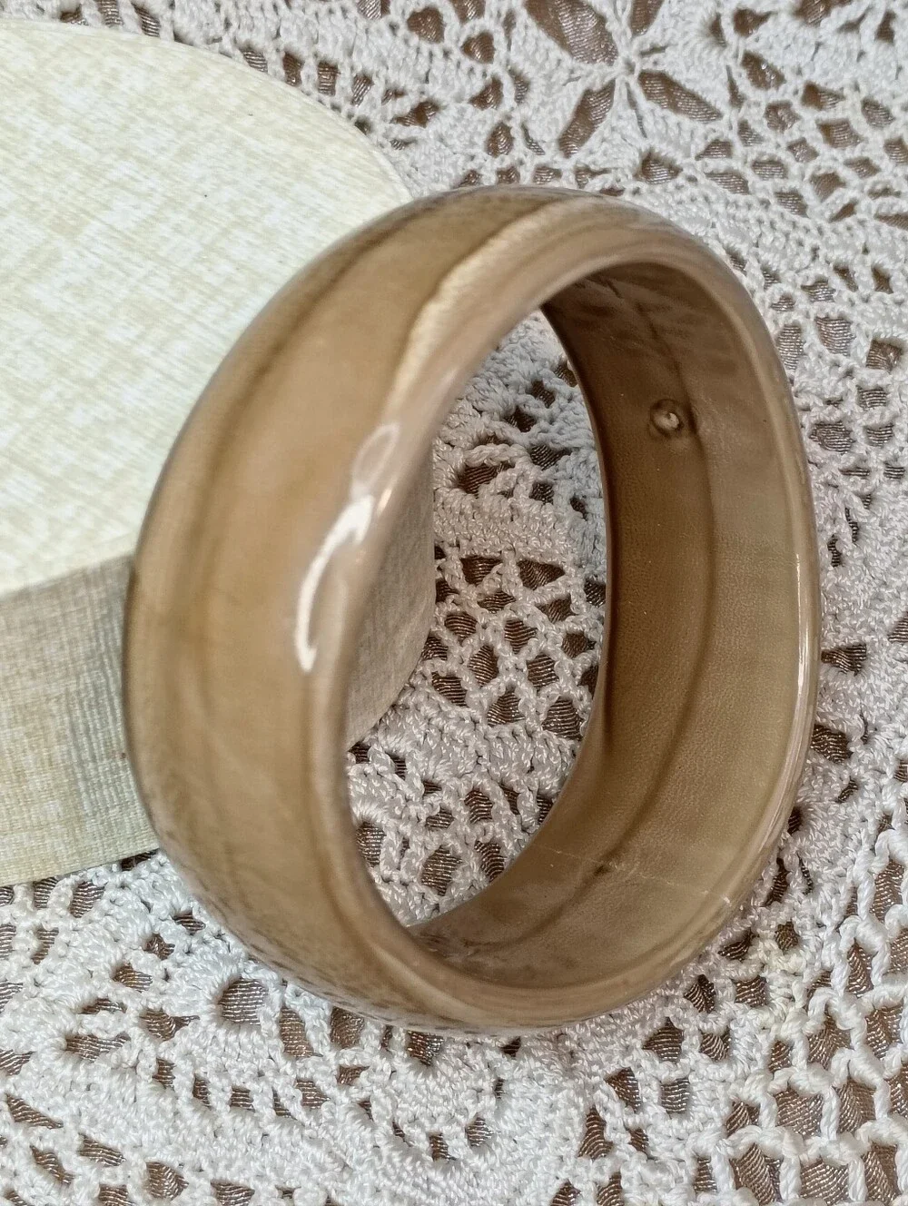 Vintage Acrylic Bangle and Clip-On Earrings Set - Tan